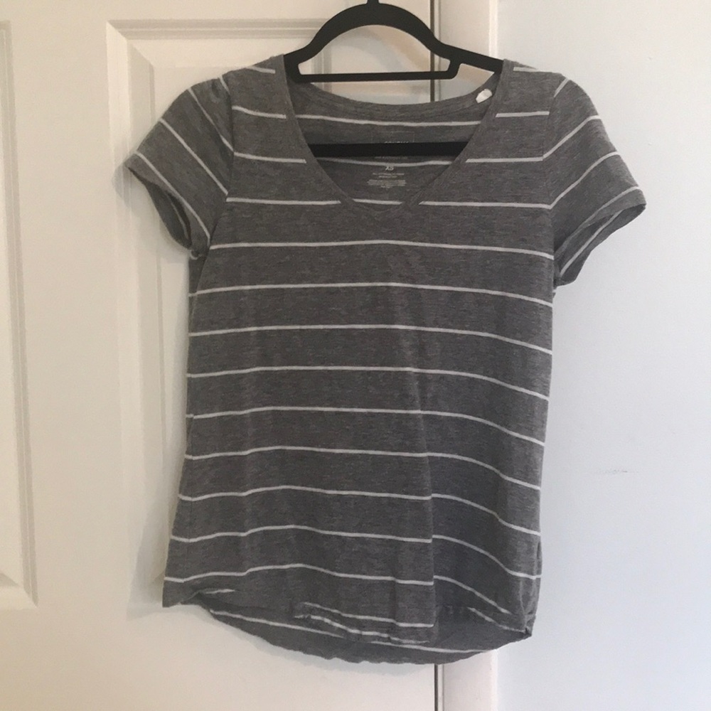 Sonoma Women’s Striped V-neck Tee